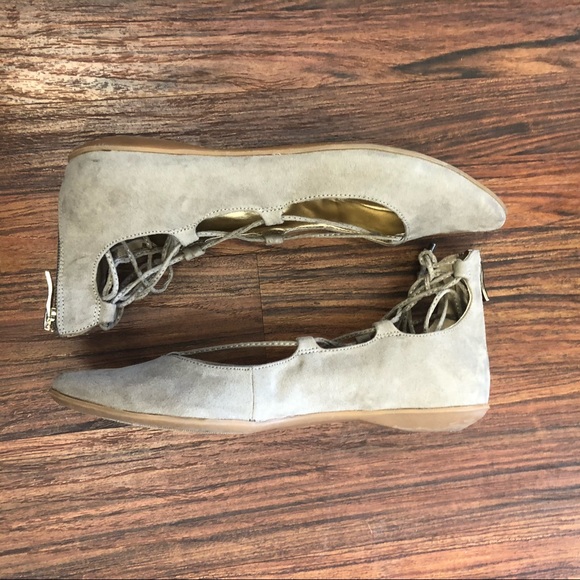 BCBG Lace Up Pointy Toe Flats - Picture 3 of 8